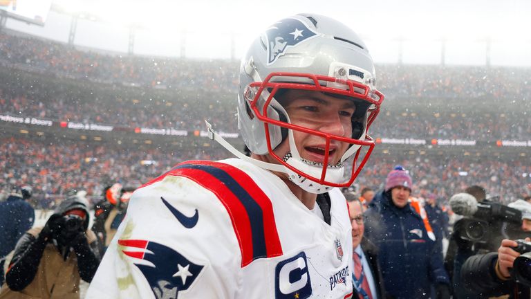 New England Patriots har återigen tagit sig upp på kort tid för att avancera till Super Bowl